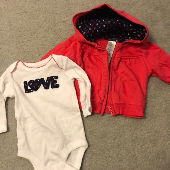 Carter’s new born bundle - Picture 2 of 3